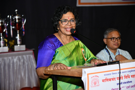 Mumbai: NCW chief Vijaya Rahatkar holds POSH workshop, reviews security with top cop