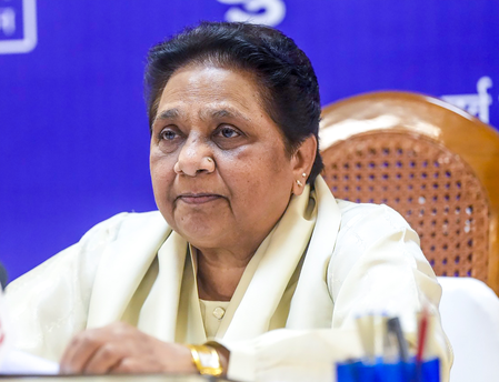 Mayawati clarifies flip-flip over nephew Akash Anand’s re-induction in party