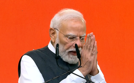 Bow my head to people for choosing me as their servant for 25 years, says PM Modi