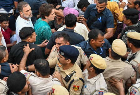 Karnataka CM Shivakumar slams detention, ‘manhandling’ of Rahul, Priyanka during Delhi protest