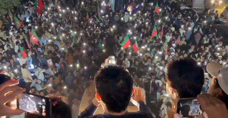 Pakistan: Lawyers express support for PTI’s march, demands