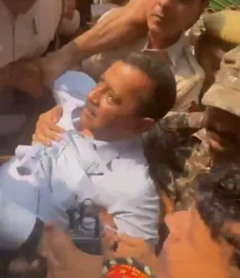 Mamata, Kejriwal among Oppn leaders detained amid protests against CEC
