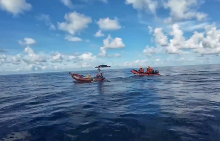 Philippines condemns intrusion by Chinese militia vessel, 22 sampans into Kota Island waters