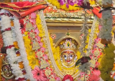 Navratri Day 3: Temples across nation resonate with ‘Jai Mata Di’ as devotees offer prayers to Maa Chandraghanta