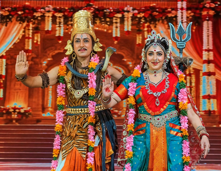 Hema Malini celebrates Navratri with her iconic ‘Durga’ ballet performance in Telangana