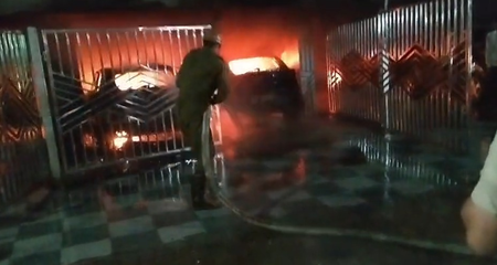 UP: Two cars gutted in fire at Indirapuram residential building
