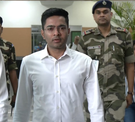 Calcutta HC declines urgent hearing on Abhishek Banerjee’s plea against media coverage on probes