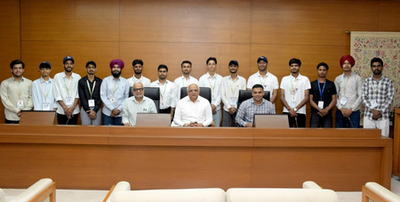 Gujarat CM urges Chandigarh students to share state’s development story