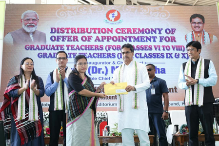 Tripura CM says 23,986 people employed in govt services since 2018, hands over job letters to 1,452 teachers