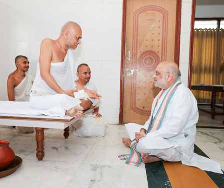 HM Amit Shah visits Jain acharyas in Ahmedabad, highlights teachings of non-violence and restraint