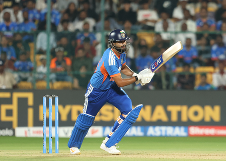 5th T20I: Rain cuts short India’s innings at 118/5 in decider against the West Indies