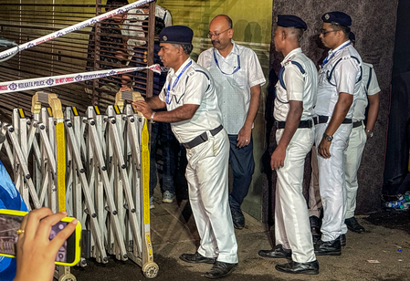 Eyewitnesses recount horror, say crowd mismanagement, sudden rain led to Kolkata stampede