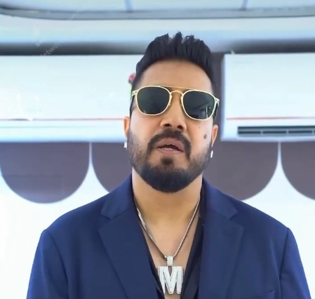 Mika Singh on Tiger Shroff car firing incident: ‘No one should have to live in fear’