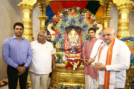 Gujarat CM offers prayers at temple ahead of traditional Palli Yatra