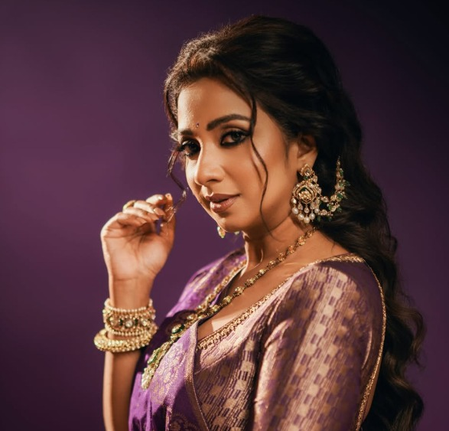Shreya Ghoshal shares why this year’s Durga Puja performance was special