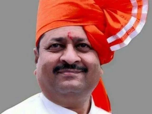 CD shown to pressure Siddaramaiah to resign, alleges Yatnal